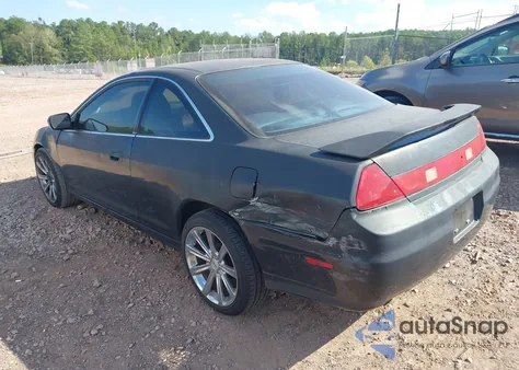 2001 Honda Accord 3.0 Ex из США, поврежденный, VIN 1HGCG22581A010558